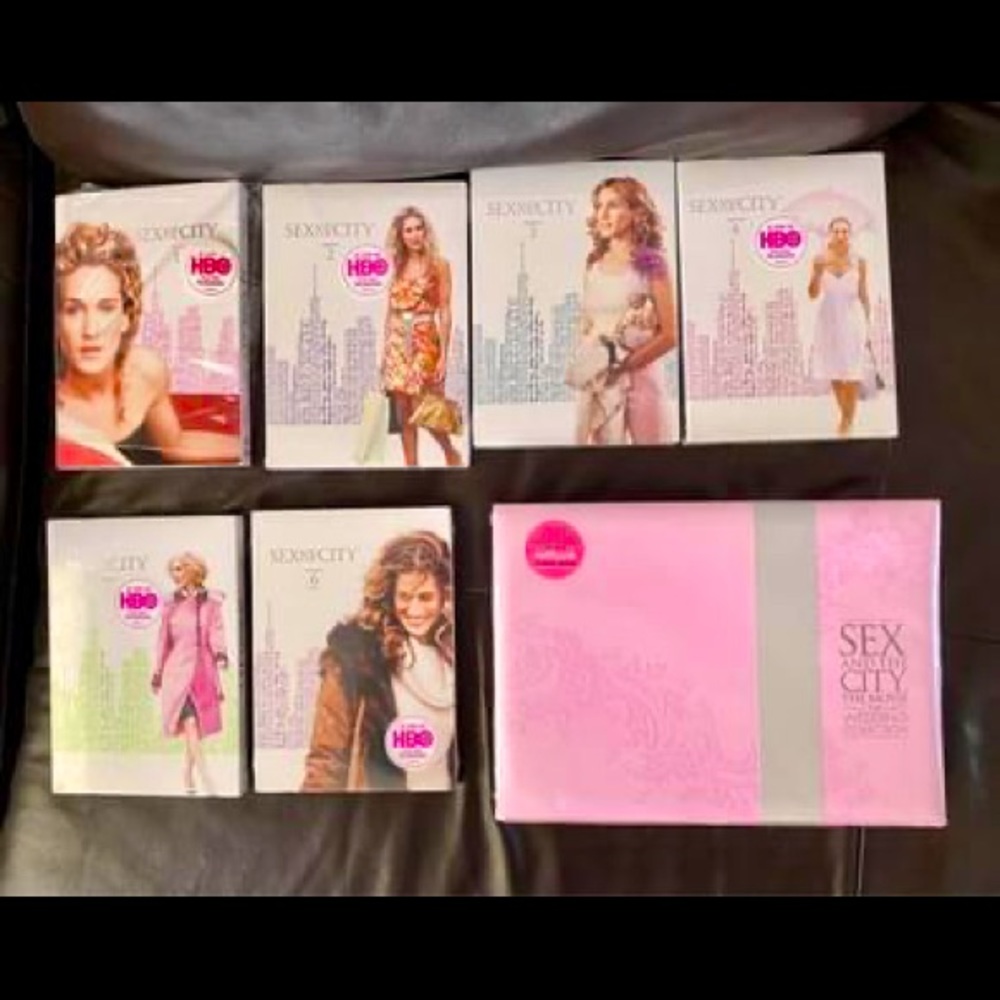 NWOT Sex And The City Seasons 1-6 & Wedding Album